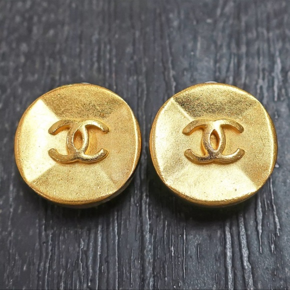 AUTH Chanel RARE Vintage Earrings Brushed Gold - Picture 1 of 4